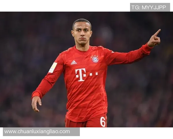 各大足球明星背后的号码故事与传奇意义解析