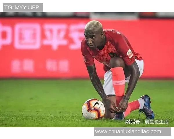 四川足球明星展现多才多艺魅力激情跳舞引发粉丝热议 四川足球明星展现多才多艺魅力激情跳舞引发粉丝热议